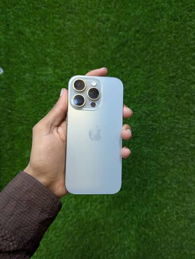 iPhone 16 Pro (256GB) – JV Locked