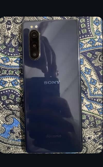 sony xperia 5