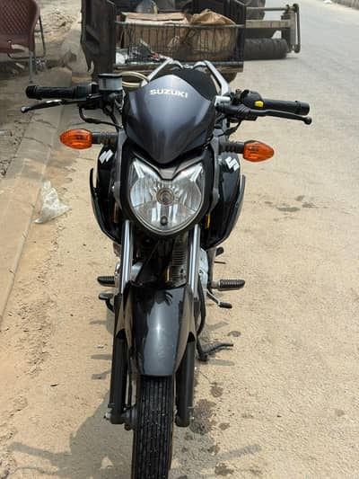 Suzuki GSX 125