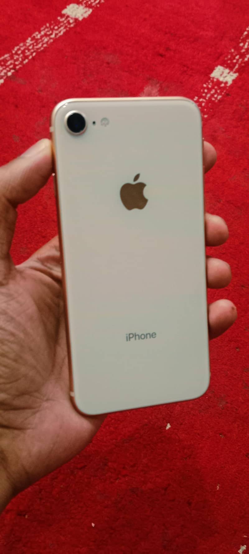 Apple iPhone 8 1