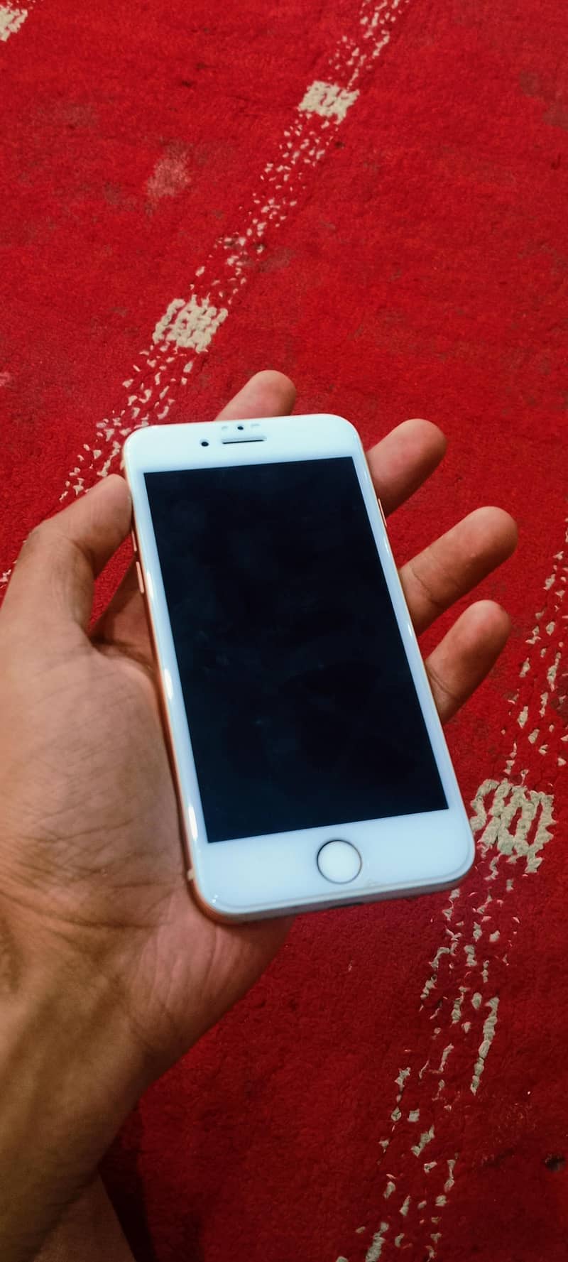 Apple iPhone 8 5