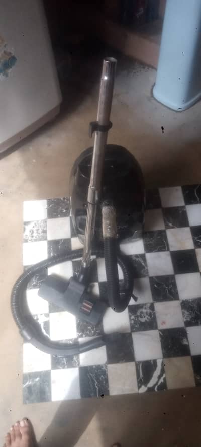 Kenwood high power vacuum cleaner