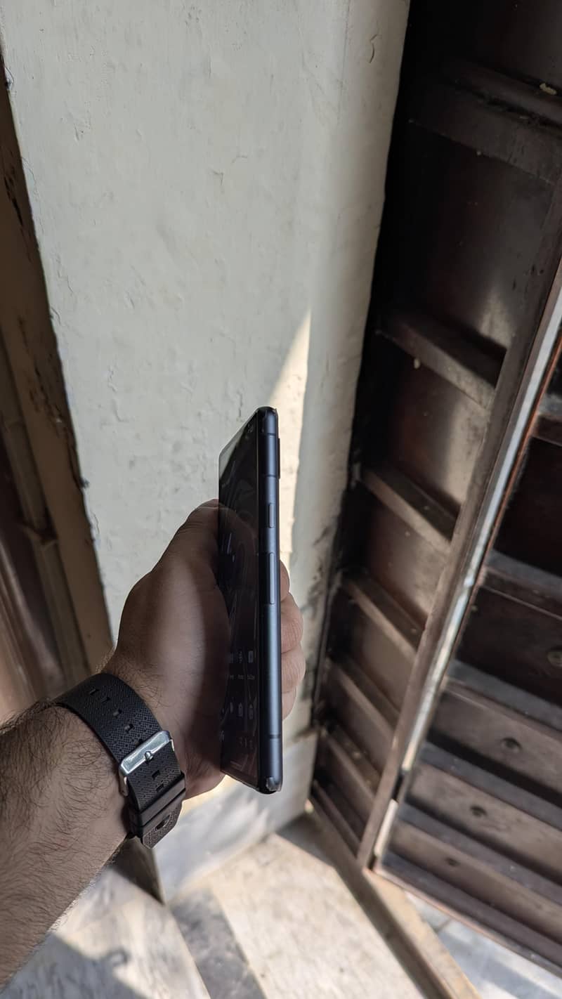 Google Pixel 7a 2