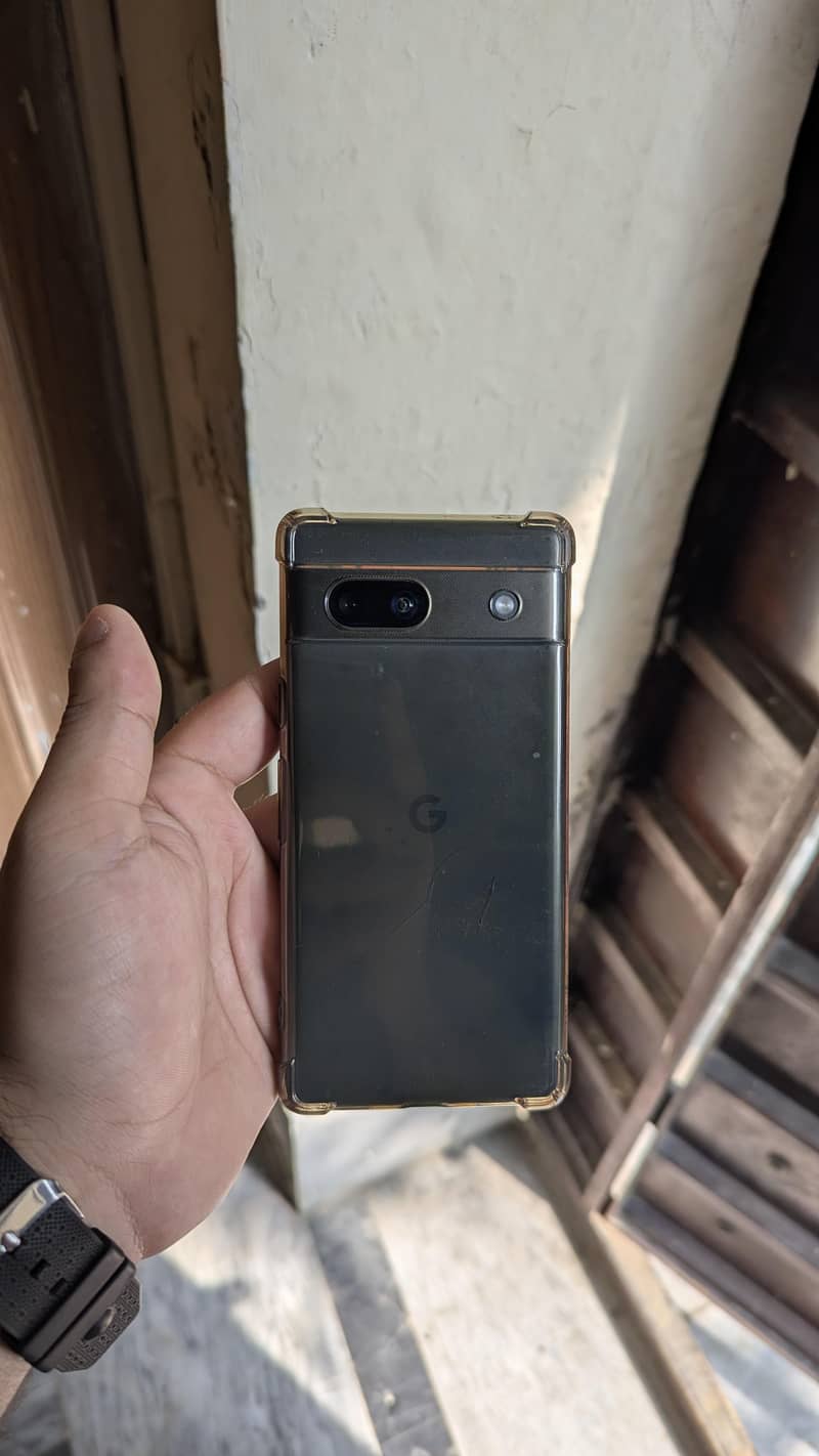 Google Pixel 7a 11
