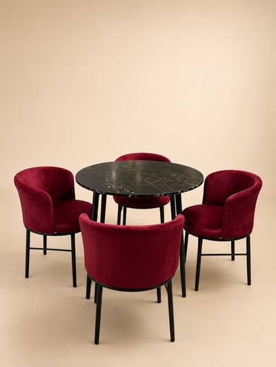 4 Seater dining set with wooden top