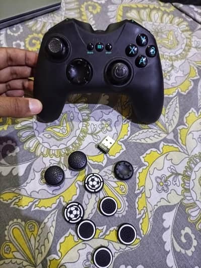 Nacon GC-200WL PC Controller 10/10