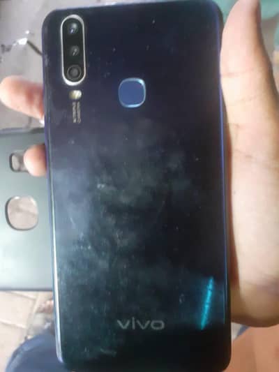 Vivo Y11