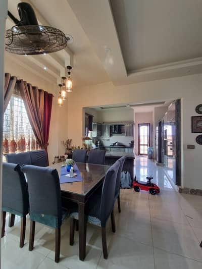 Modern Design 250 Square Yards 4 & 5 Bedrooms Villas Available For Rent in Precinct 6 Bahria Town Karachi