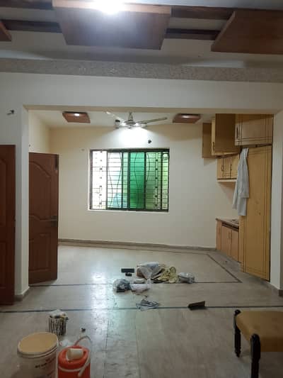 6 Marla lower Portion available for rent in Johar town R block near Punjab college