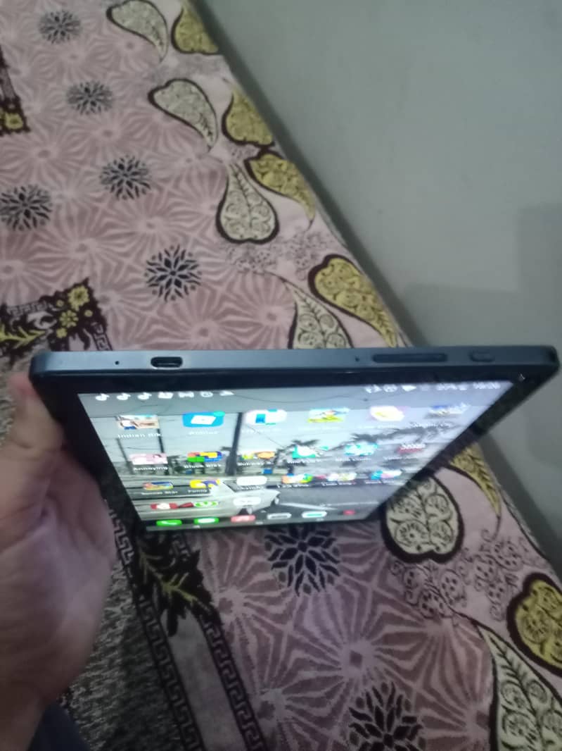 screen damaged 4