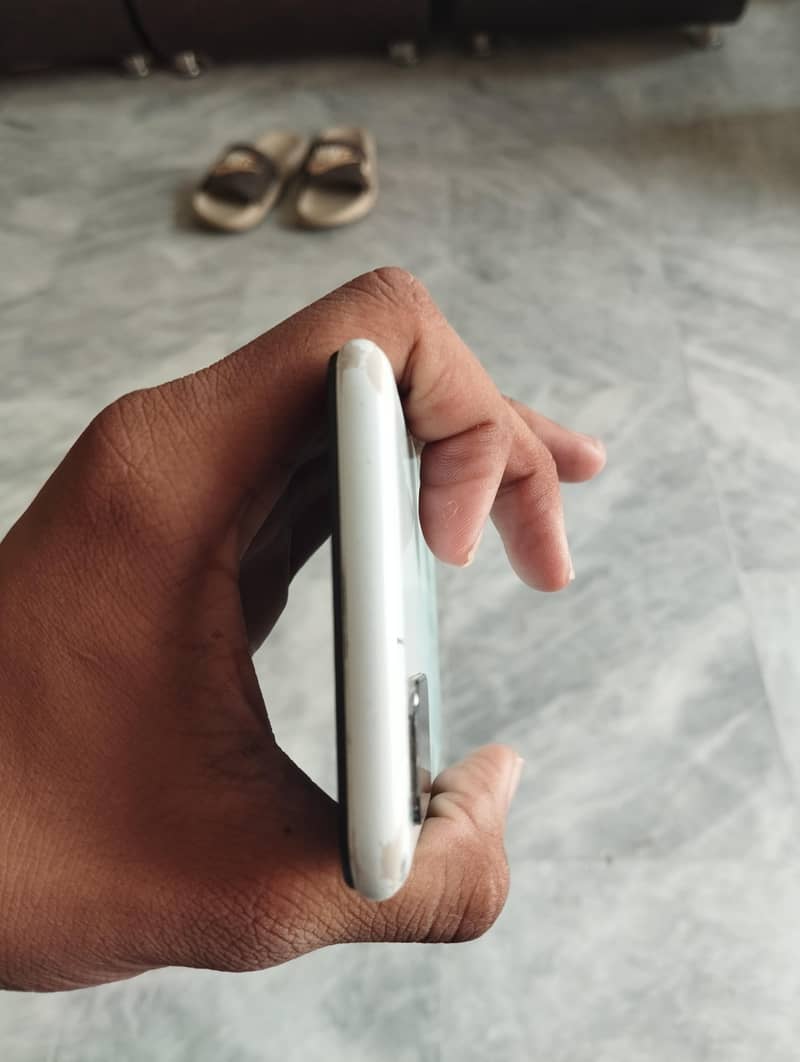 OPPO A52 5