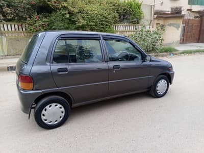 Daihatsu Cuore 2005