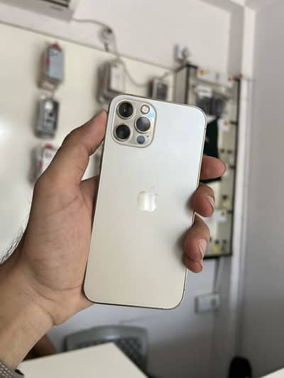 Apple iPhone 12 Pro