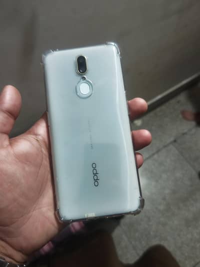 OPPO F11 lush condition