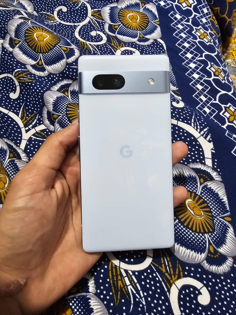 Google Pixel 7a 1