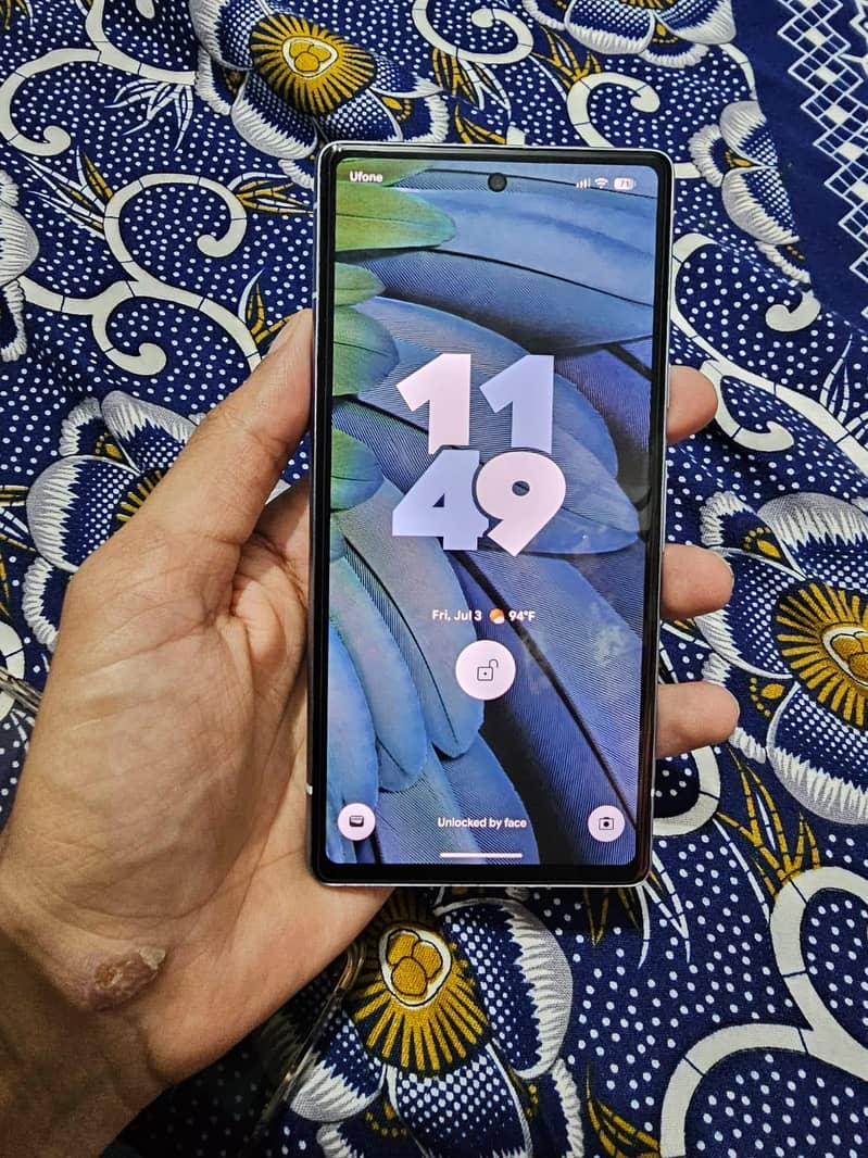 Google Pixel 7a 2