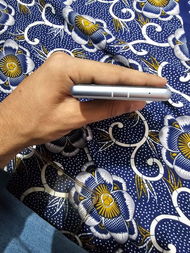 Google Pixel 7a 3