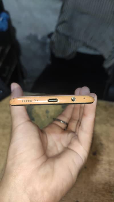 Samsung Mobile A70