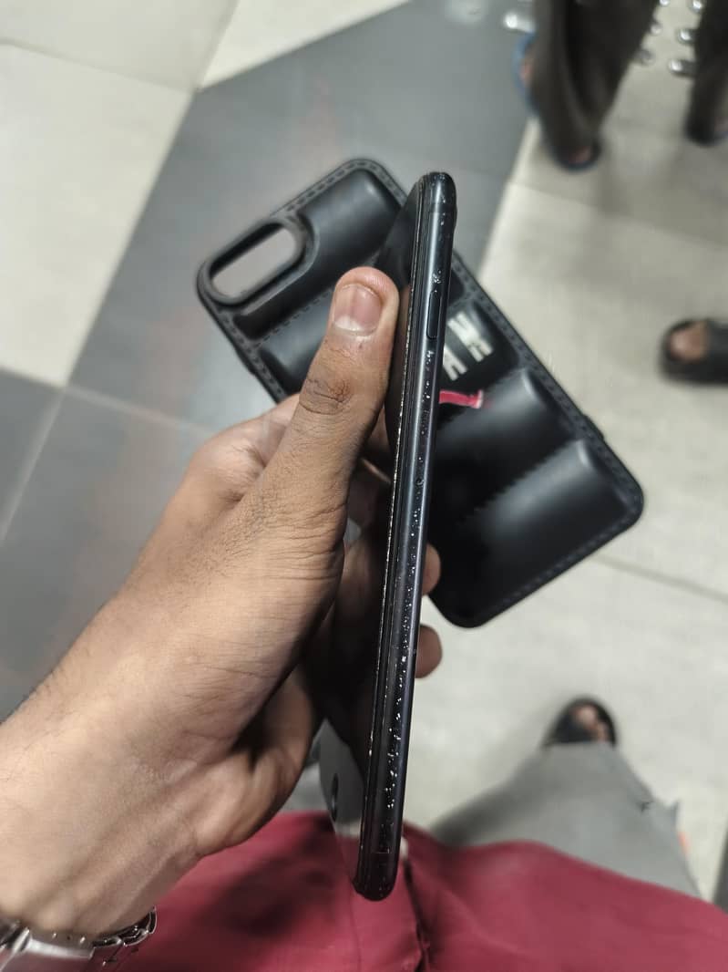 Iphone 7plus 4