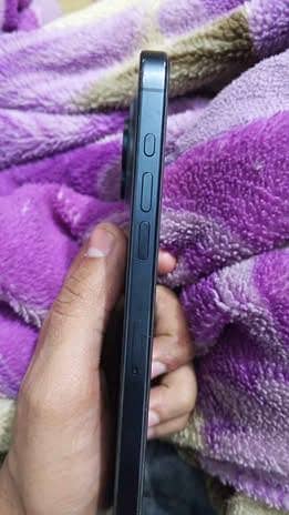 Apple iPhone 15 Pro Max 1
