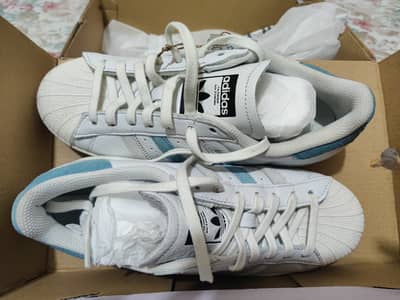 Adidas Superstar Cream White Blue - Brand New Unused - size - 7.5