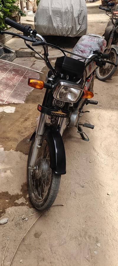 urgent sale serious buyers rabta kren please time pas dor rahen