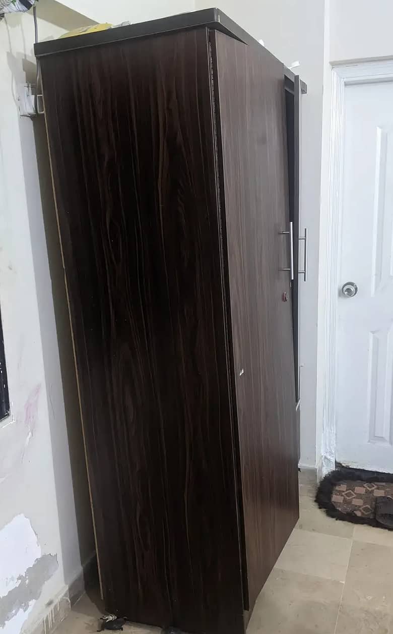 almari 2 door 2