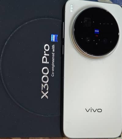 Vivo X300 Pro 512GB PTA APPROVED