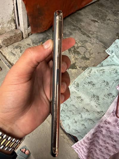 Apple iPhone XS Max exchange possible with up model