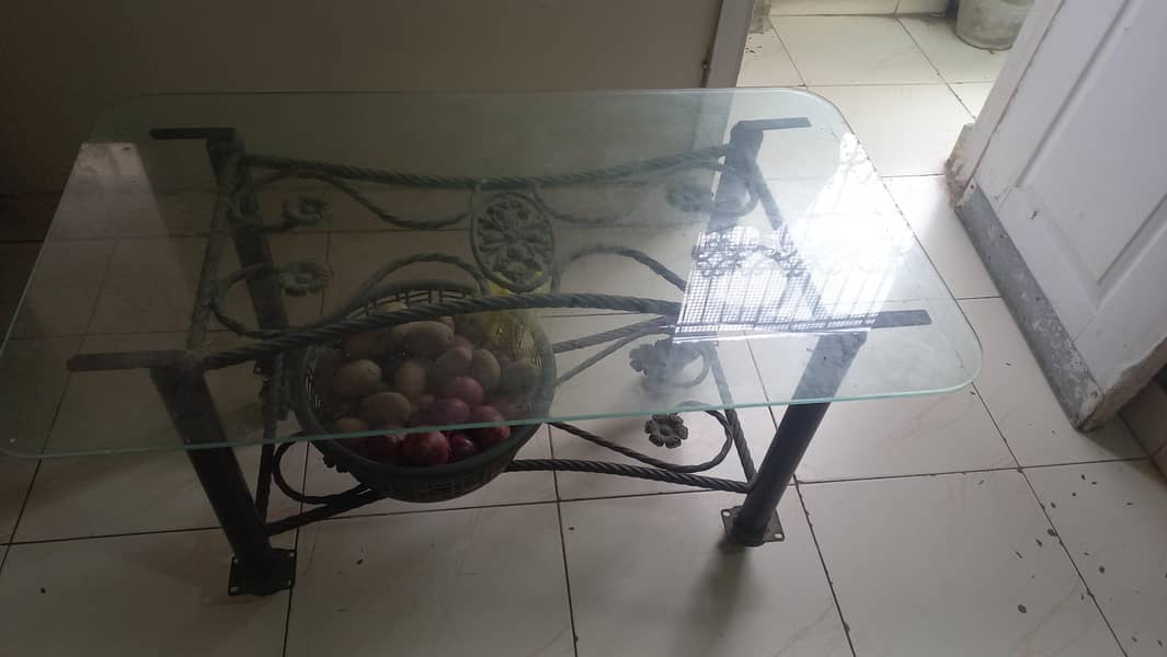 Center Table 0