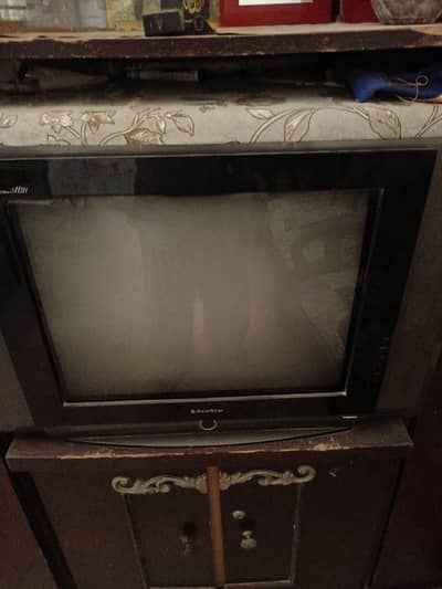 tv sel k lia sahi hai koi kharabi nh hai