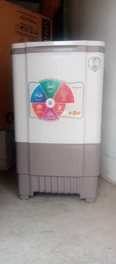 Spin Dryer Just Like New 2 months used Warranty Available
