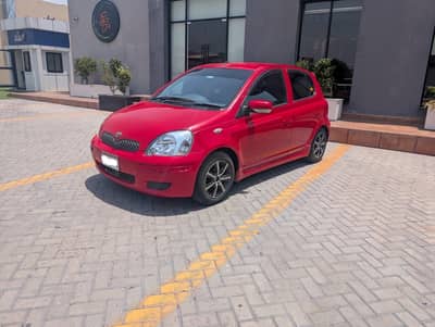 Toyota Vitz 2001