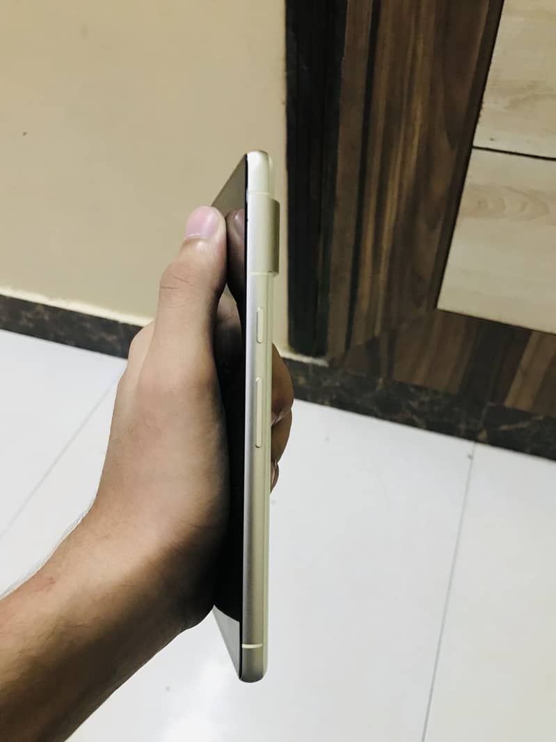 Google Pixel 7 3