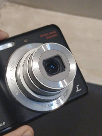 Panasonic Lumix DMC LS5
