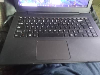 viper laptop mint condition with lithium battery constantly 7 to 8