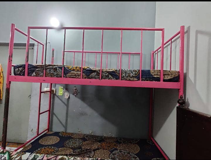 queen bed 0