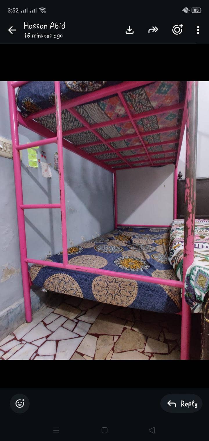 queen bed 2