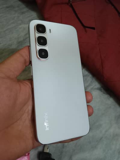 Infinix Hot 60 Pro (7 Months Warranty)