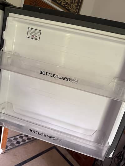 Haier fridge in 10/10 condition