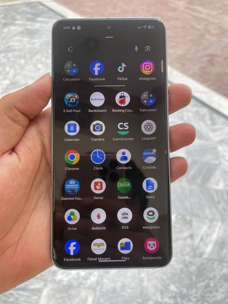 Google Pixel 8 Pro 2