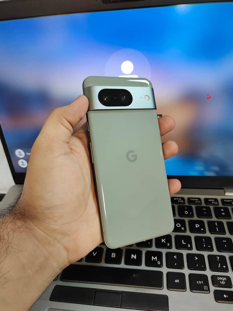 Google Pixel 8 1