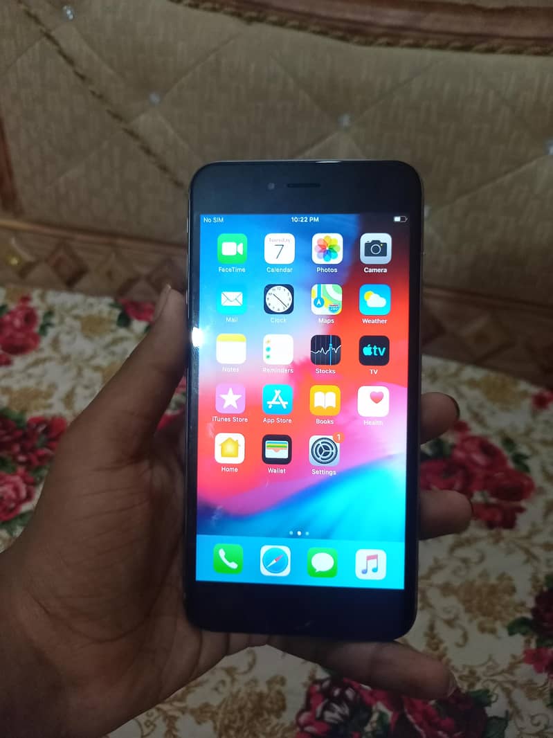 Iphone 6 plus 10/10 condition 10