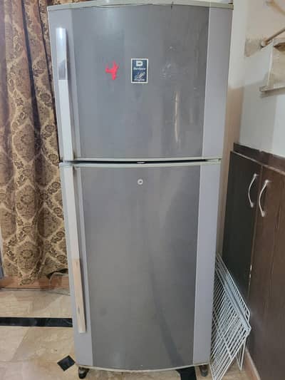 DAWLANCE REFRIGERATOR