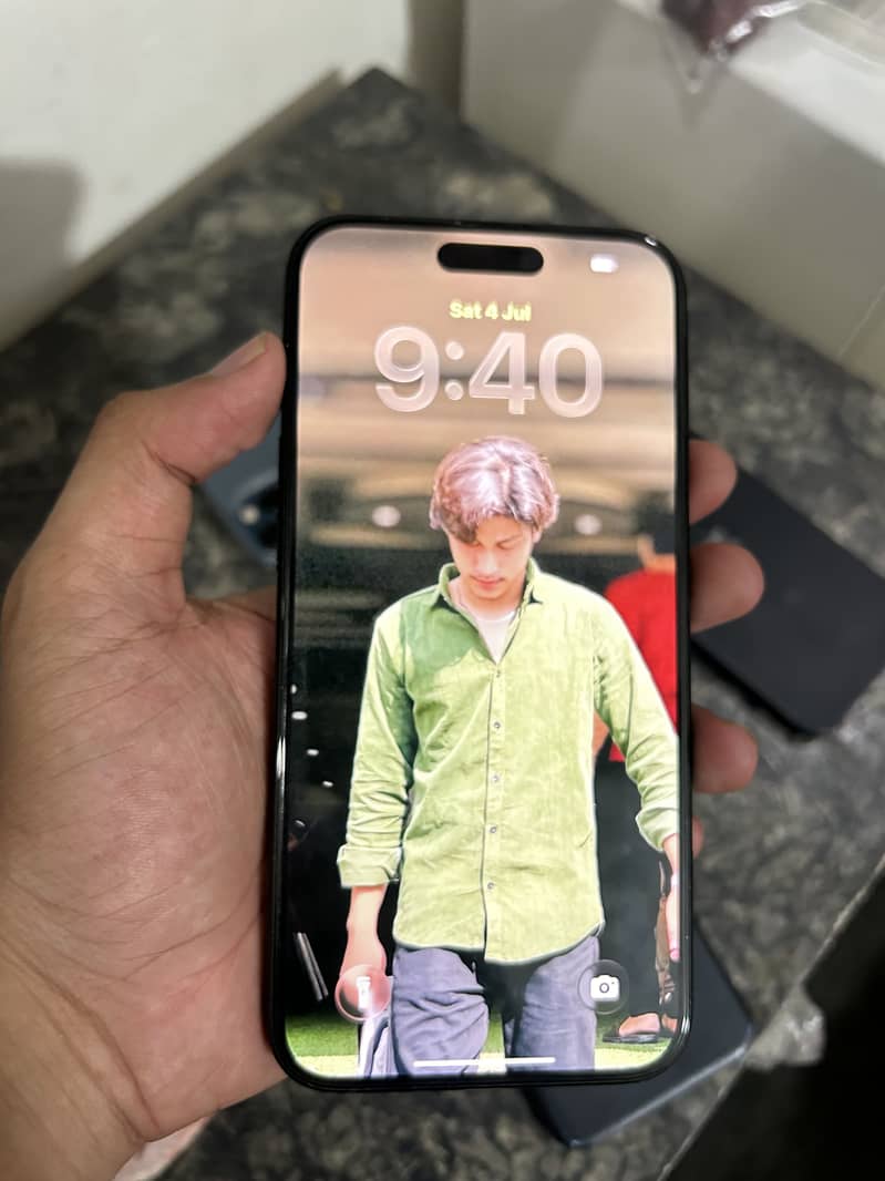Apple iPhone 16 Plus 3
