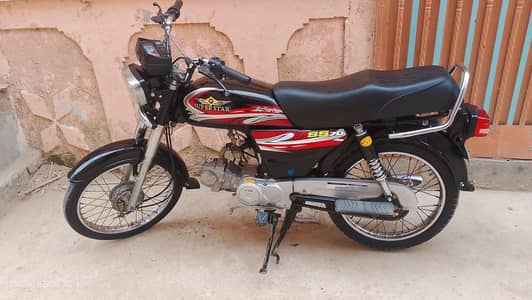 Super Star 70cc bike nut to nut geniun one hand used