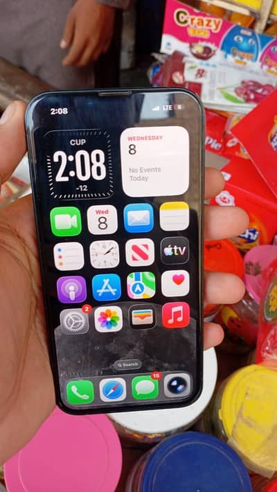Apple iPhone 13