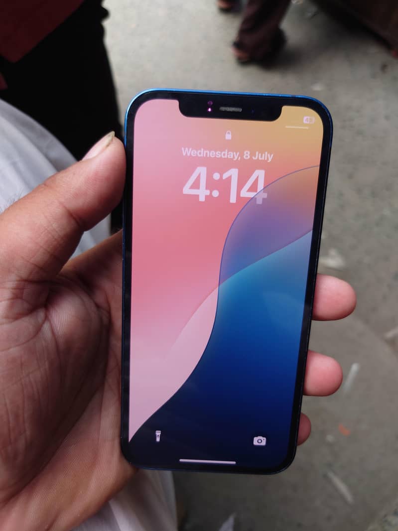 Apple iPhone 12 2