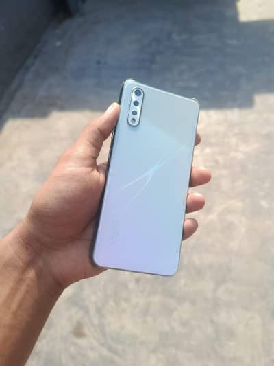 Vivo S1