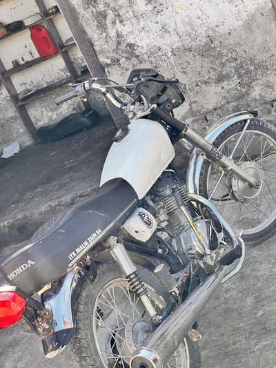 honda 125 2015 model sale in Good condition